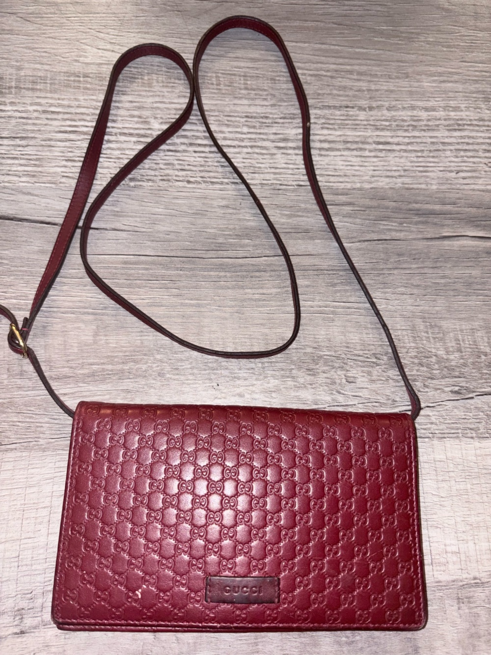 Authentic gucci leather crossbody wallet clutch gucci gg luxury embossed